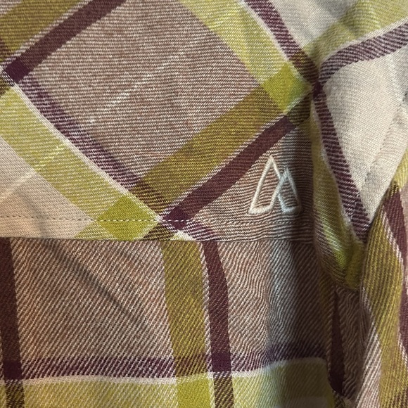 Alpine Design NWT men’s tan plaid long sleeve button down flannel shirt - Picture 7 of 9